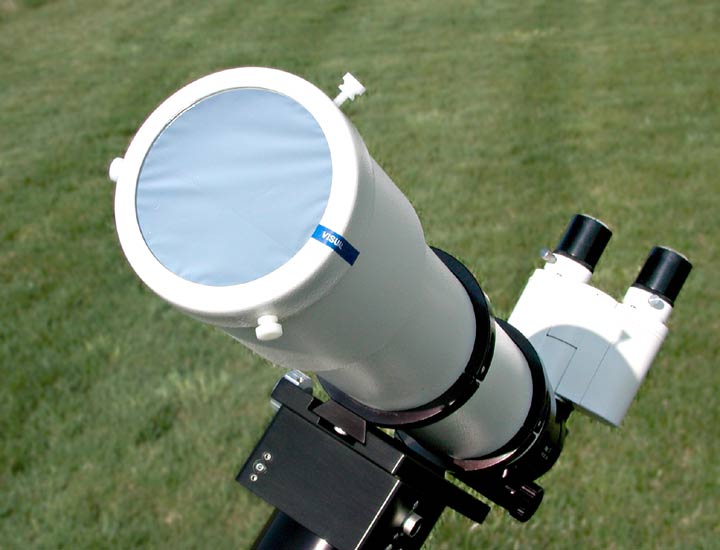 Teleskop telah dilengkapi dengan filter Matahari dimana filter matahari diletakkan di bagian depan tabung teleskop atau lensa obyektif teleskop. Sumber : www.company7.com